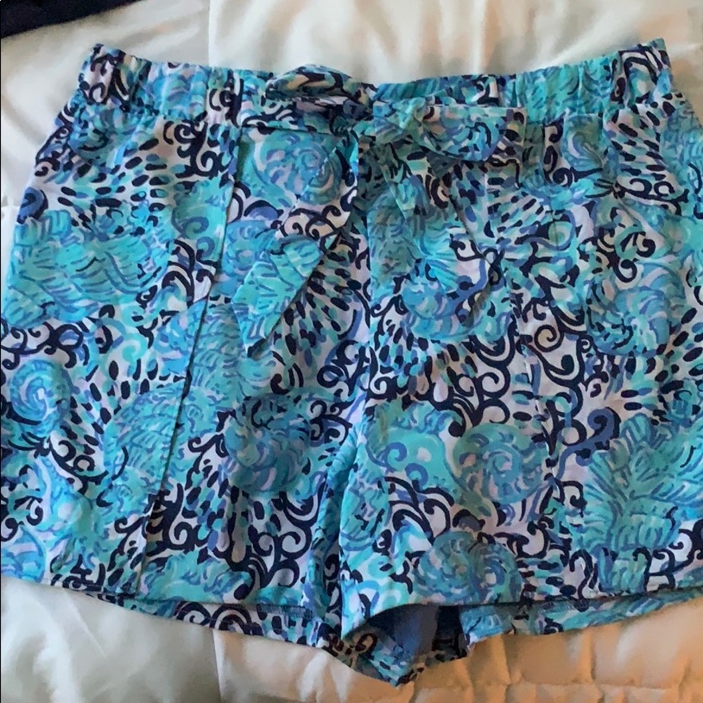Lilly Pulitzer tie shorts